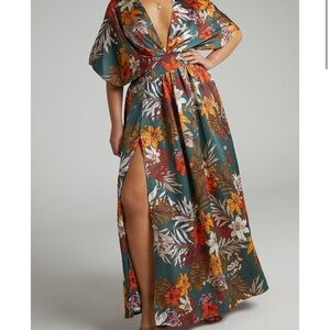 🌺 Vacay Ready Plunge Midi Dress – Teal Floral Satin, Size 16 🌺